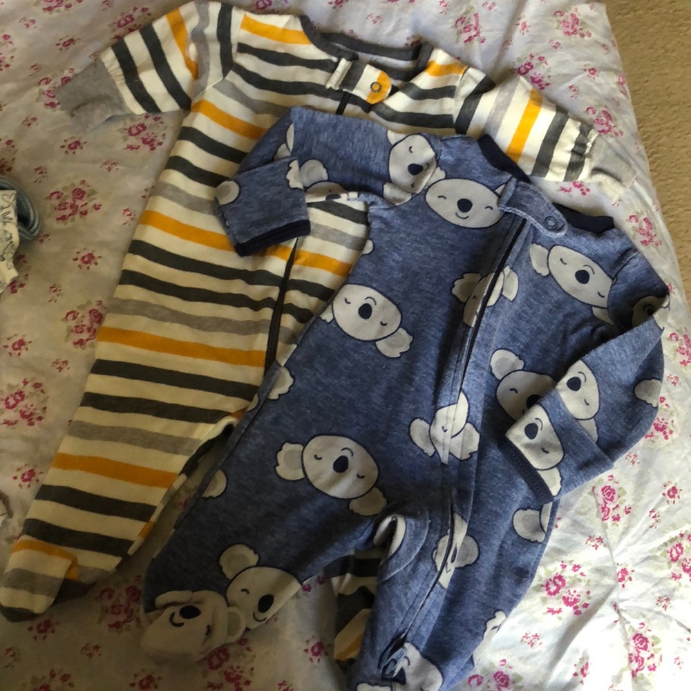 Baby boy essentials - Picture 3 of 4